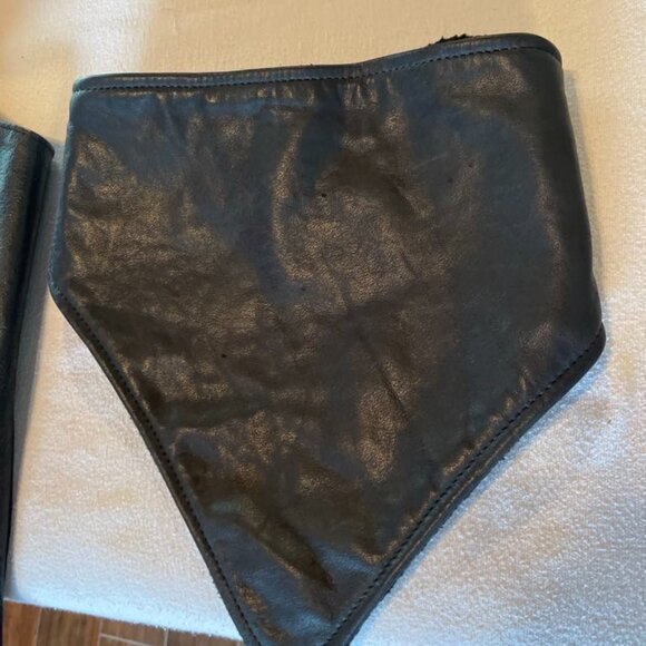 Vintage UNIK SZ LG Adjustable Leather Vest & Neck Cover Embroidered W/Event Pins - Picture 13 of 15